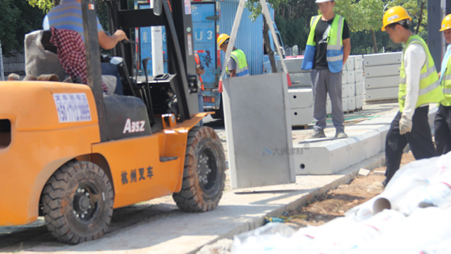 深圳鋼結(jié)構(gòu)圍擋的圍擋基礎(chǔ)施工要求有哪些？